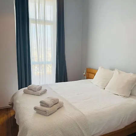 3br,charming Flat,golden Horn View