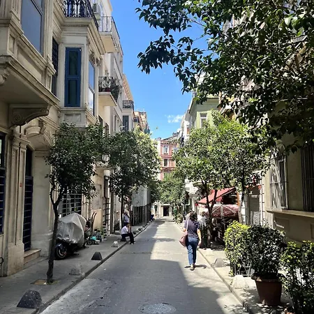 3br,charming Flat,golden Horn View Istanboel