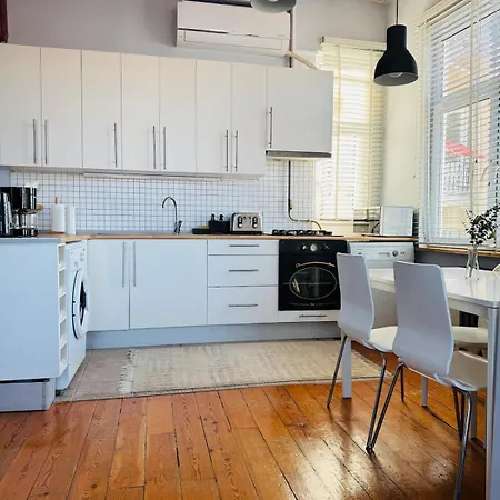 3br,charming Flat,golden Horn View *